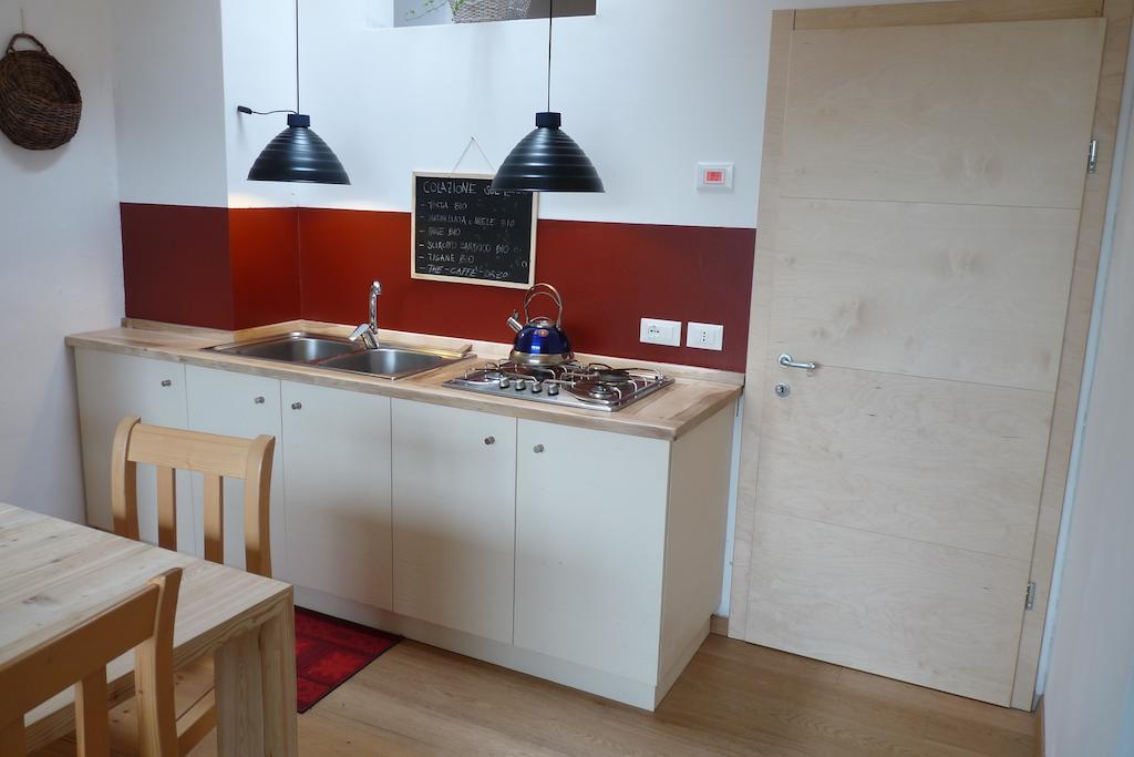 B&B Casa Sul Lago - Appartamenti กาลเชรานิกา อัล ลาโก ห้อง รูปภาพ